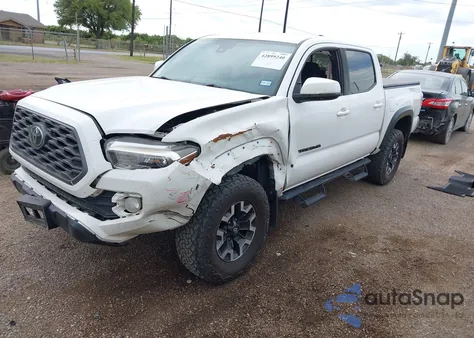 2020 Toyota Tacoma Trd Off-Road z USA, uszkodzony, nr VIN 3TMCZ5AN7LM336157